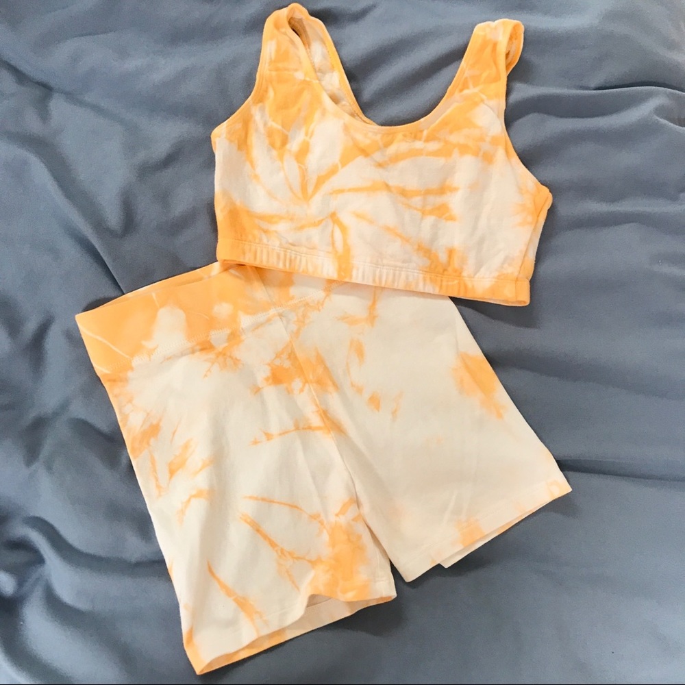 ❌ SOLD ❌ Orange Dye Biker Shorts + Bra Set 🍊